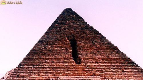 piramide-de-Menkaura